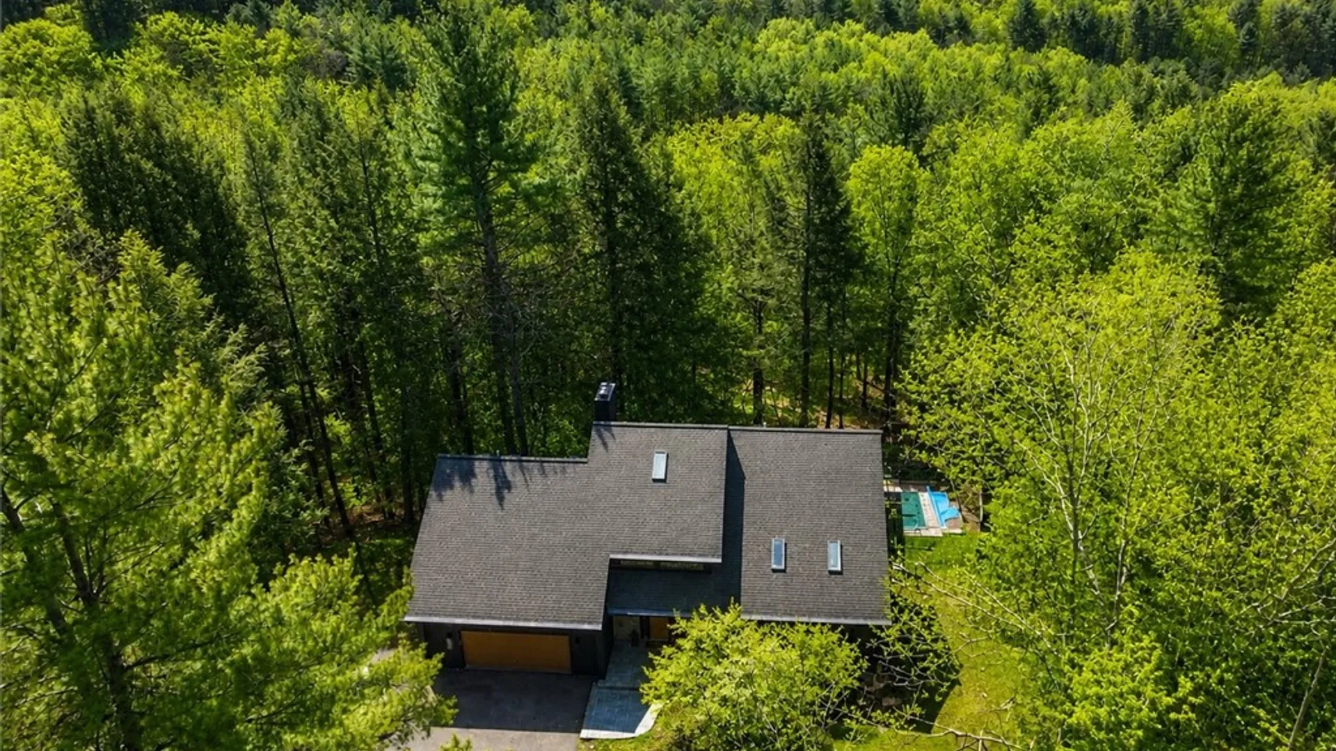 Property at 212 Meeker Road, Vestal, NY 13850 4