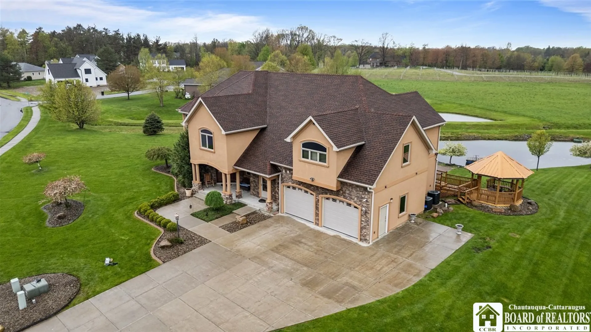 Property at 9 Ryan Place, Pomfret, NY 14063 3