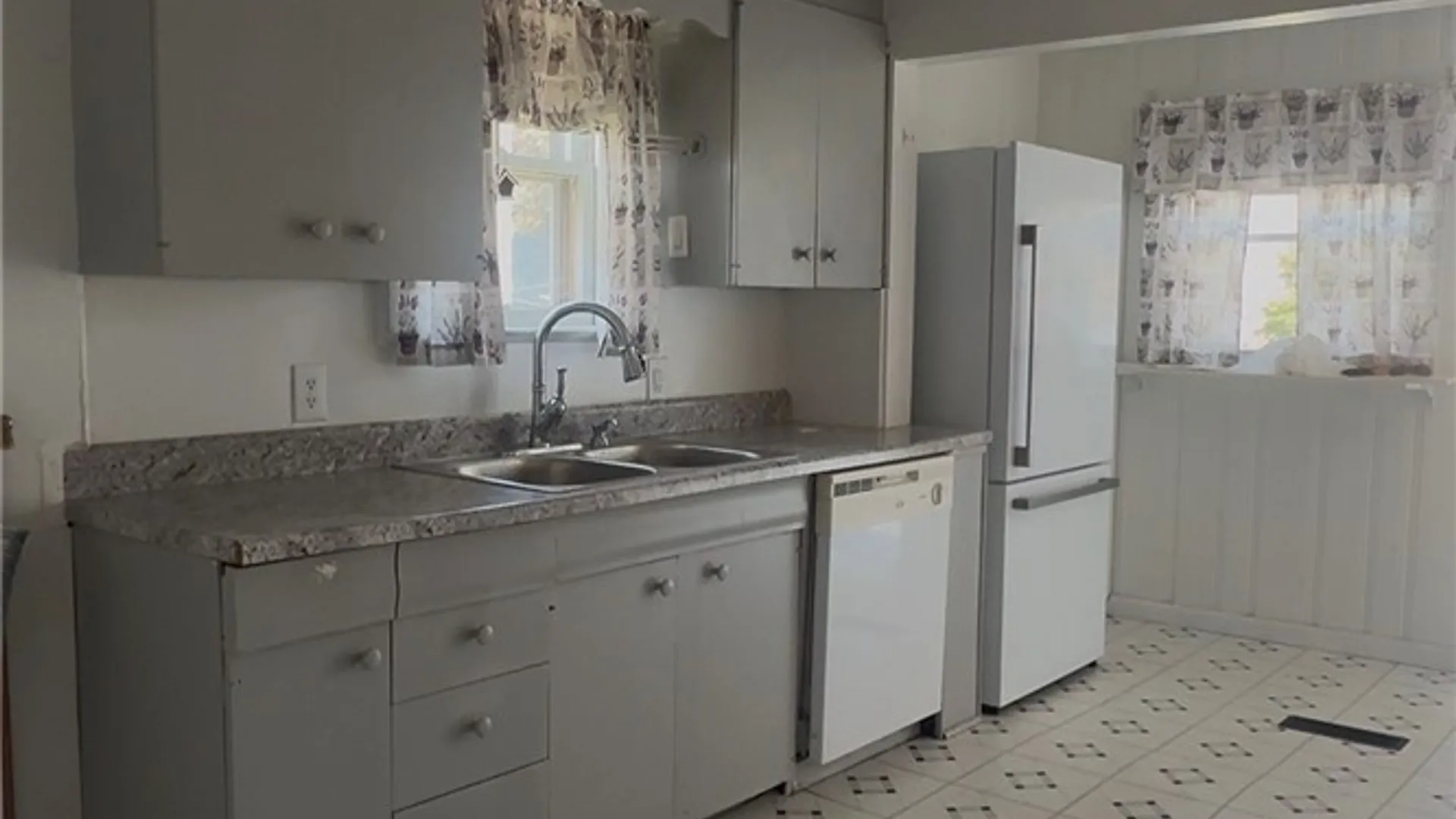 Property at 719 Seneca Place, Elmira City, NY 14904 18