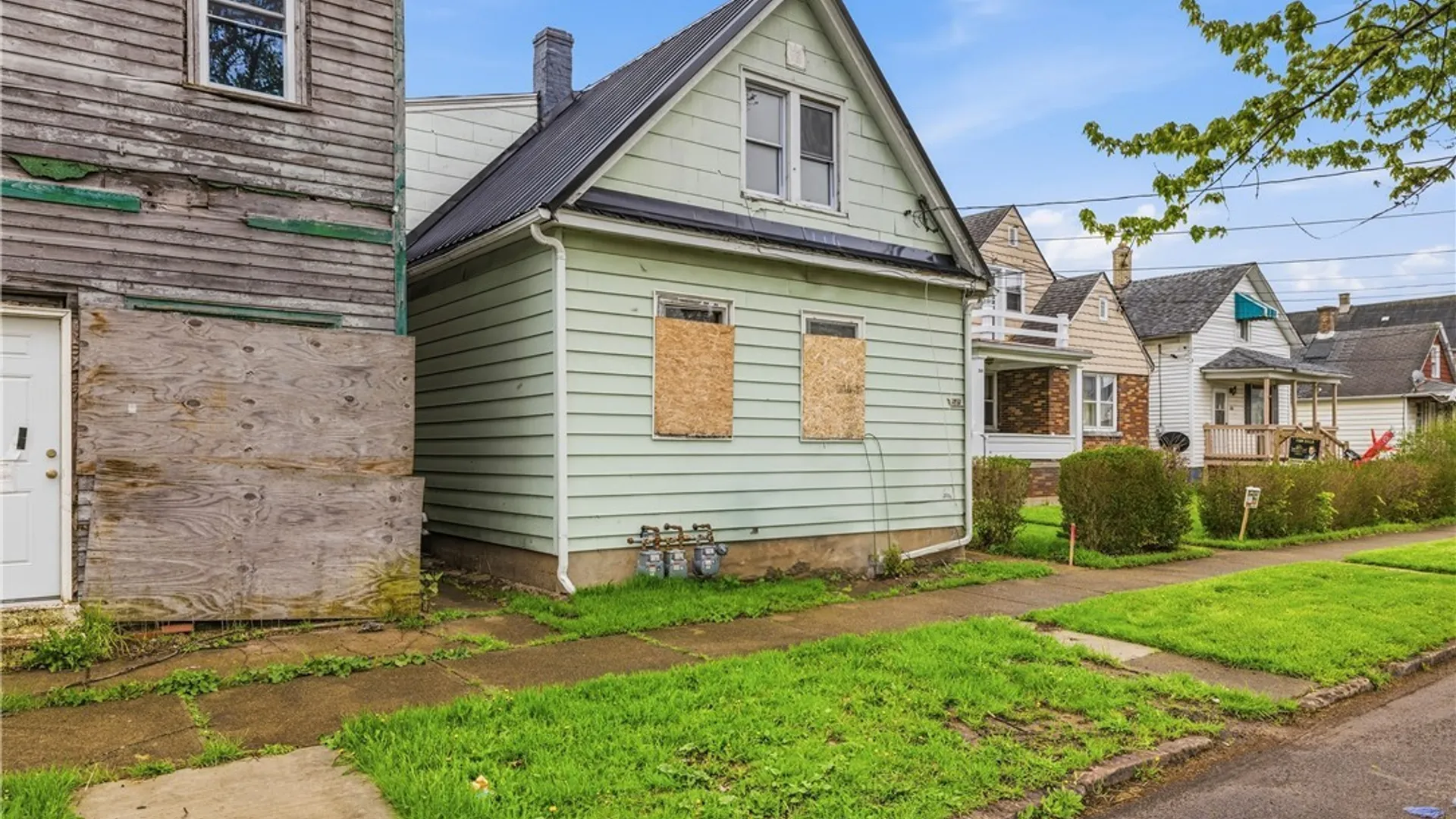 Property at 545 20th Street, Niagara Falls, NY 14301 3