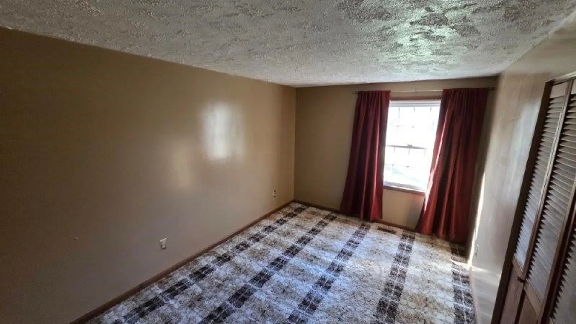 Property at 6161 Clinton St Road, Stafford, NY 14143 13