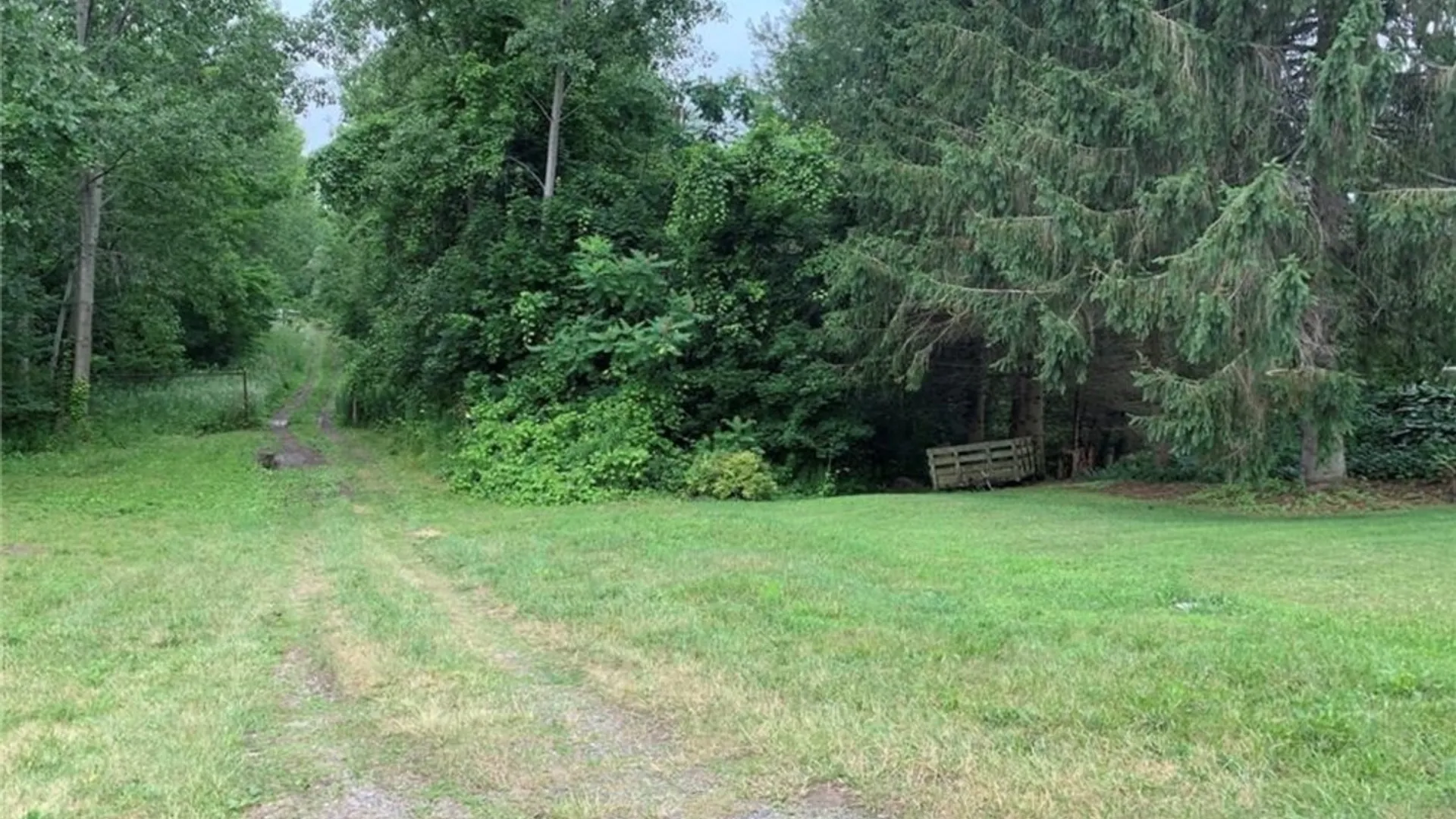 Property at 60 Ridgeway Sites Avenue, Minetto, NY 13115 36