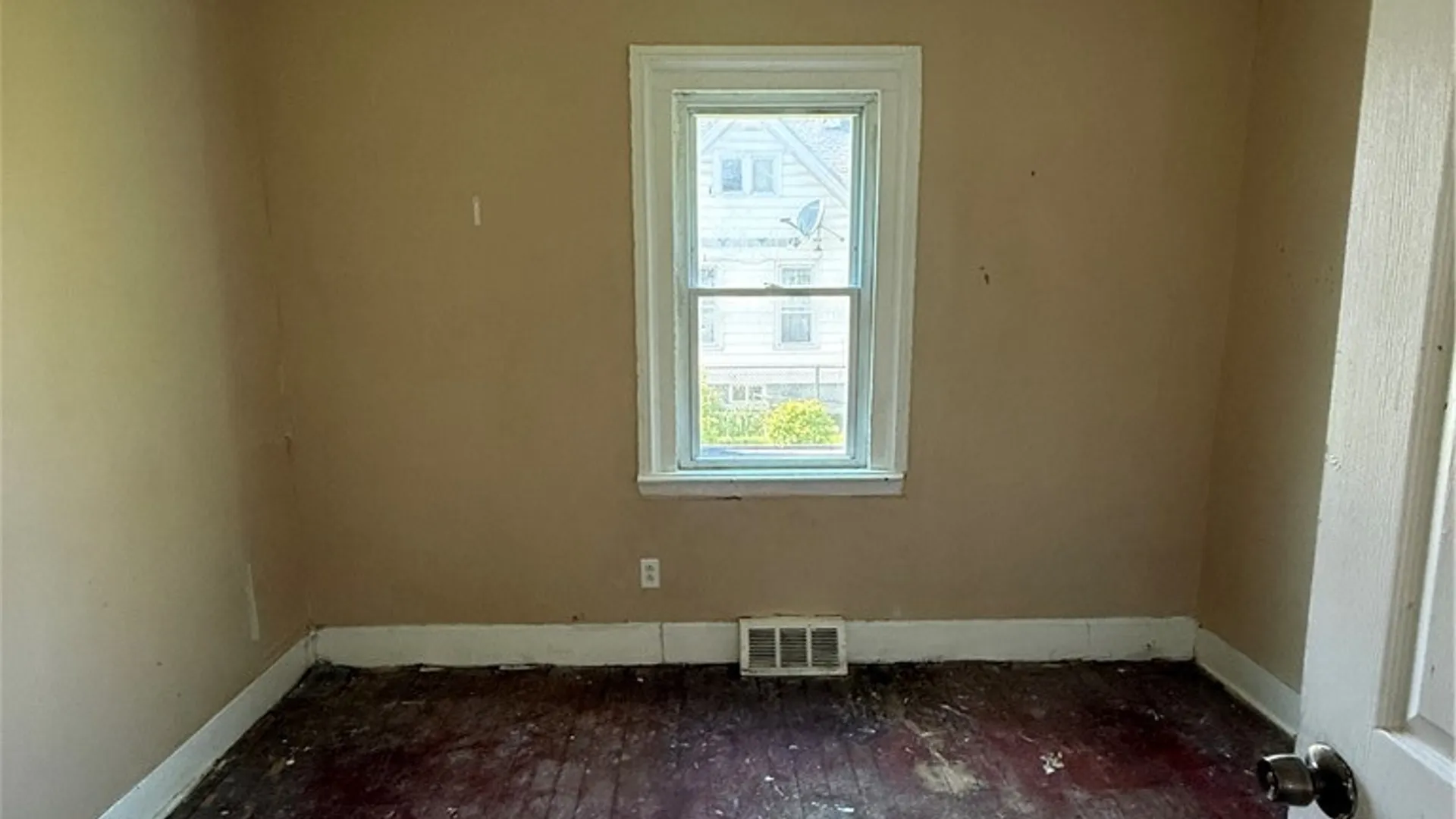 Property at 26 Galusha Street, Rochester, NY 14605 6