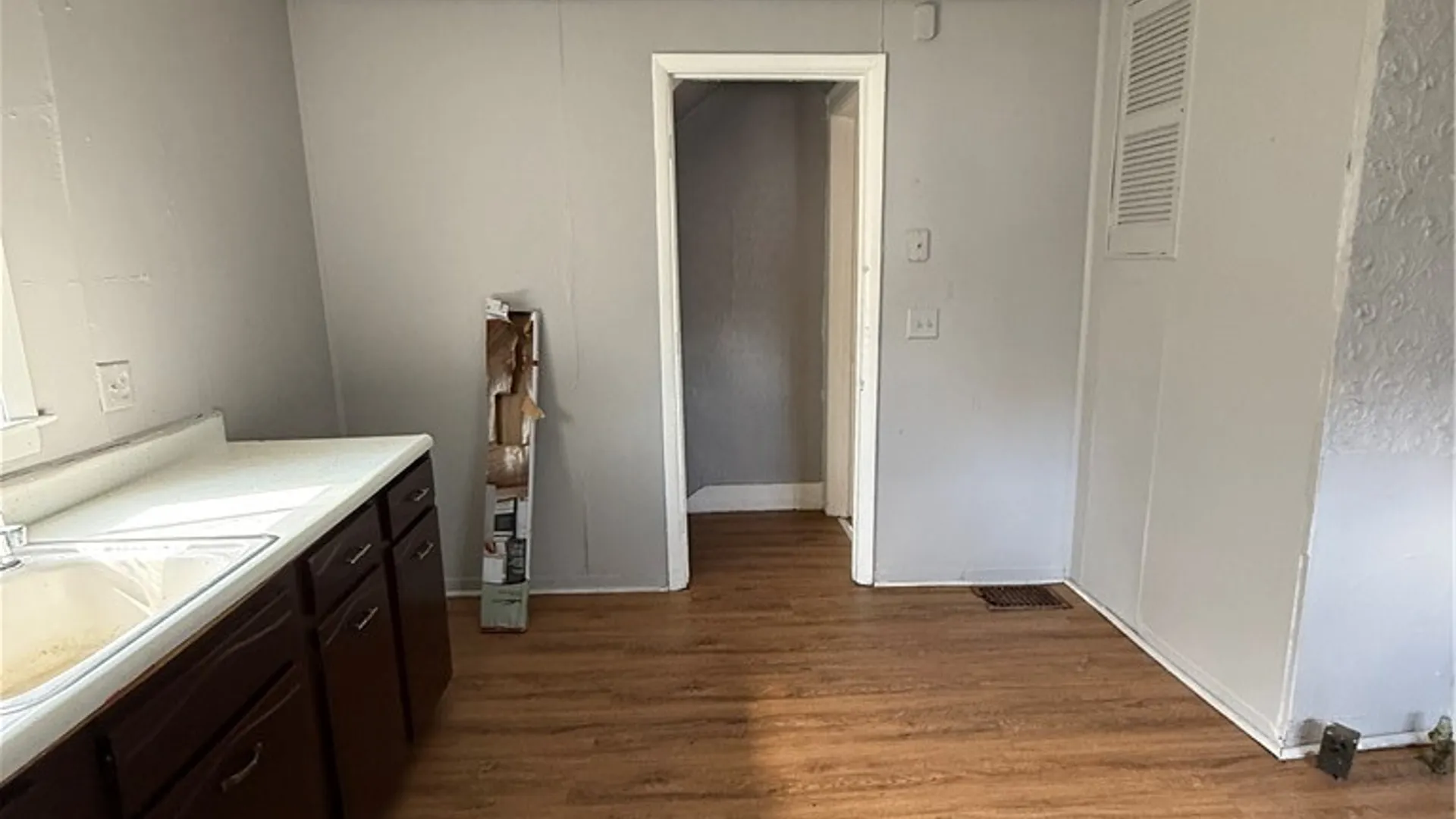 Property at 289 Emerson Street, Rochester, NY 14613 10