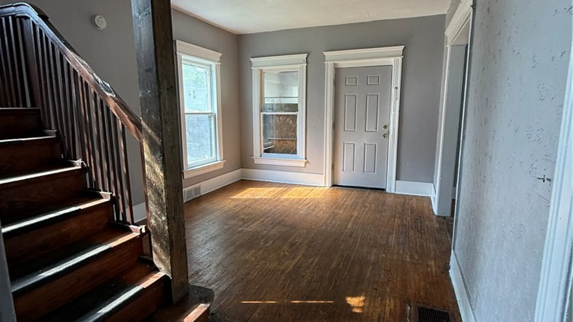 Property at 289 Emerson Street, Rochester, NY 14613 11