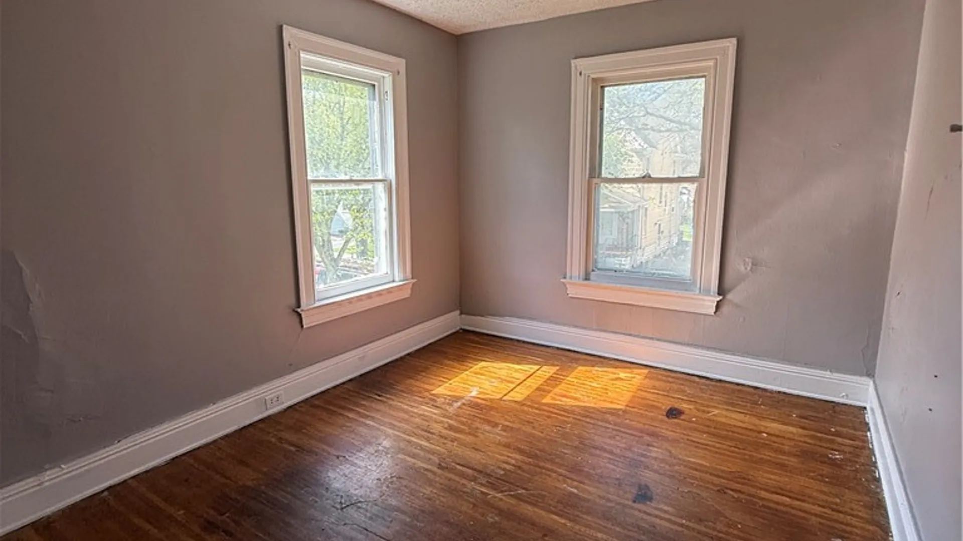 Property at 289 Emerson Street, Rochester, NY 14613 15