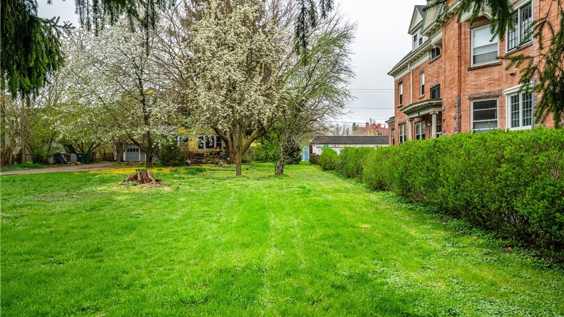 Property at 276 Summer Street, Buffalo, NY 14222 5
