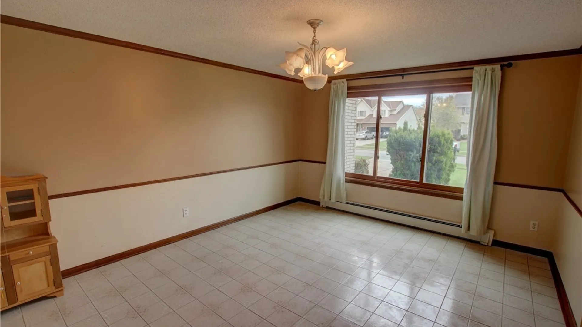 Property at 5 Hidden Trail, Lancaster, NY 14086 11