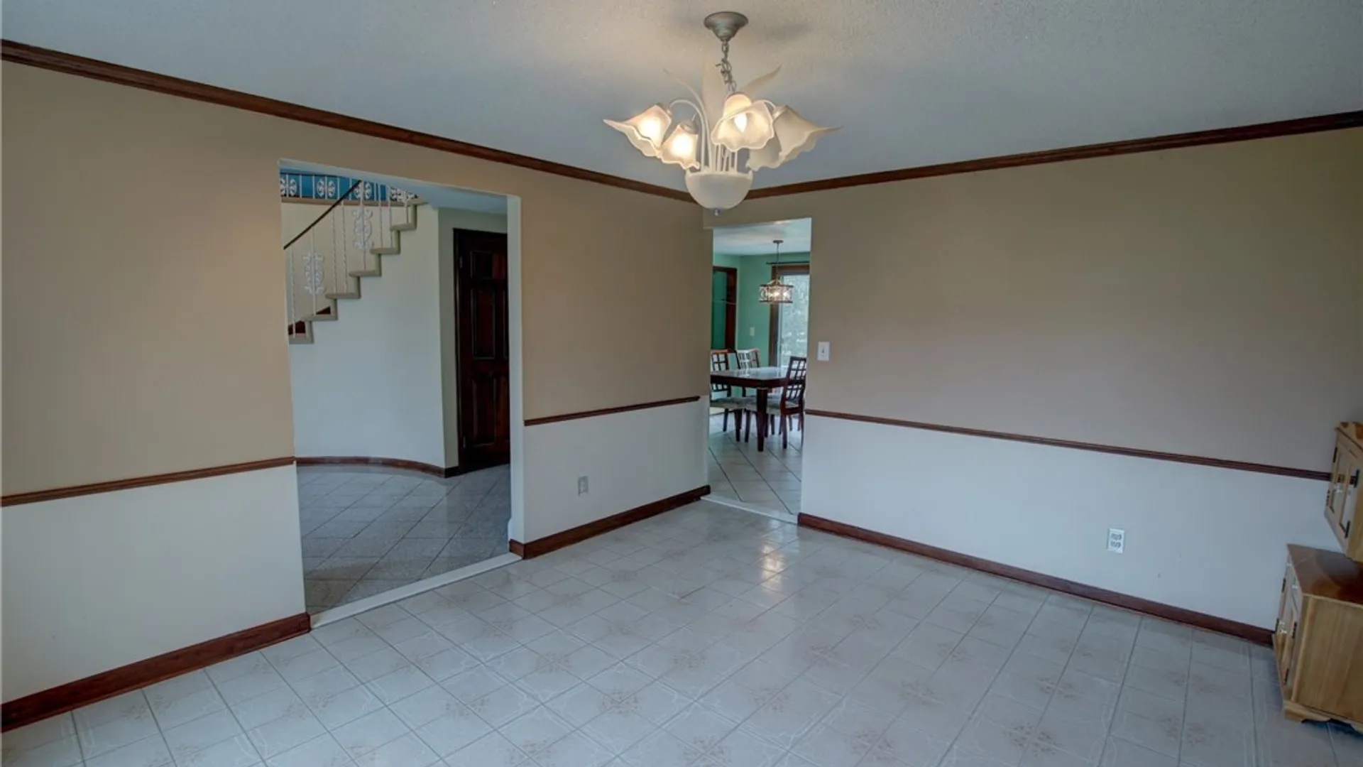 Property at 5 Hidden Trail, Lancaster, NY 14086 13