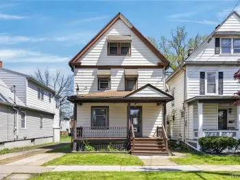 Property at 805 16th Street, Niagara Falls, NY 14301