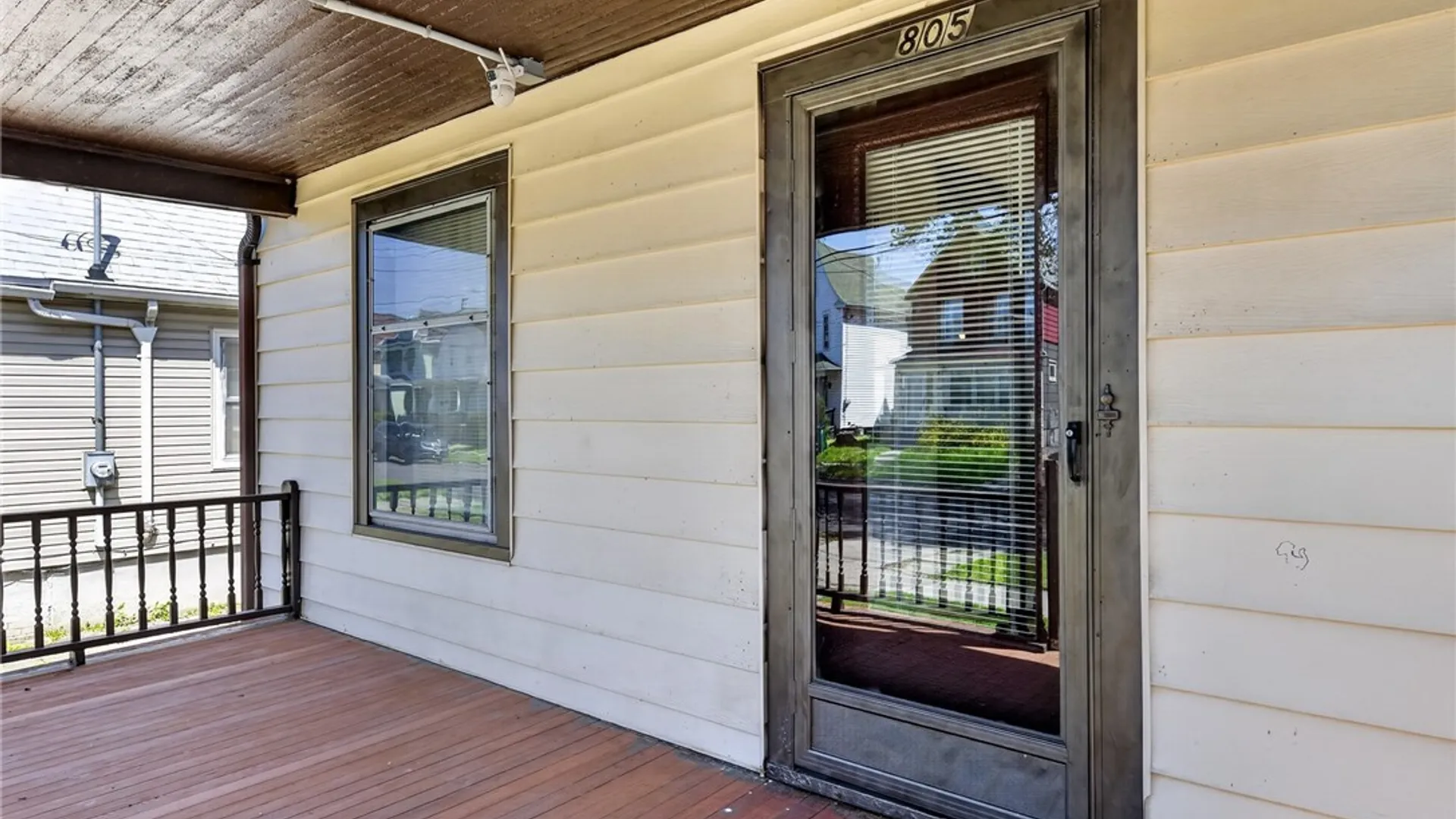 Property at 805 16th Street, Niagara Falls, NY 14301 4