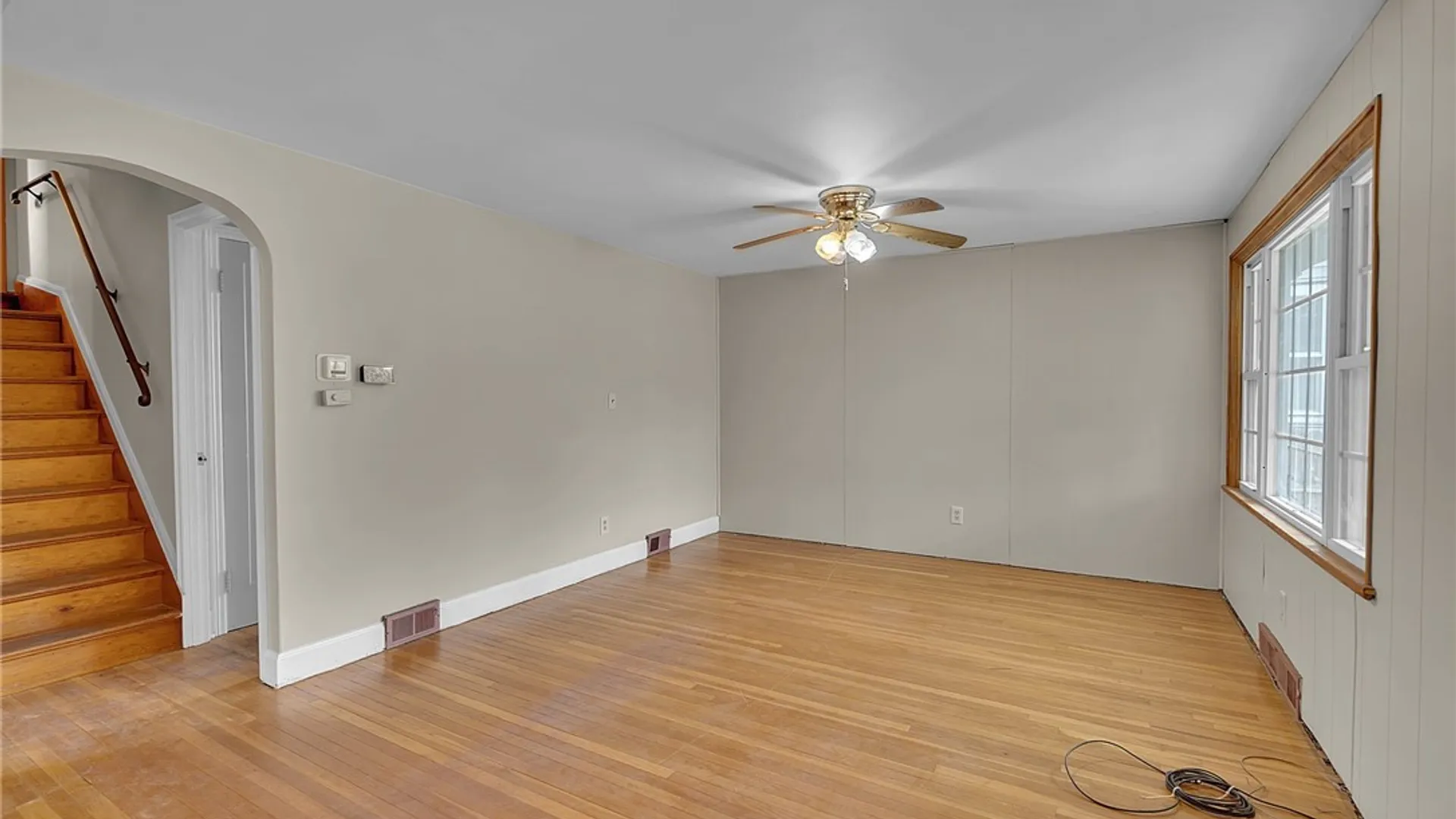 Property at 341 Fayette Avenue, Tonawanda, NY 14223 8