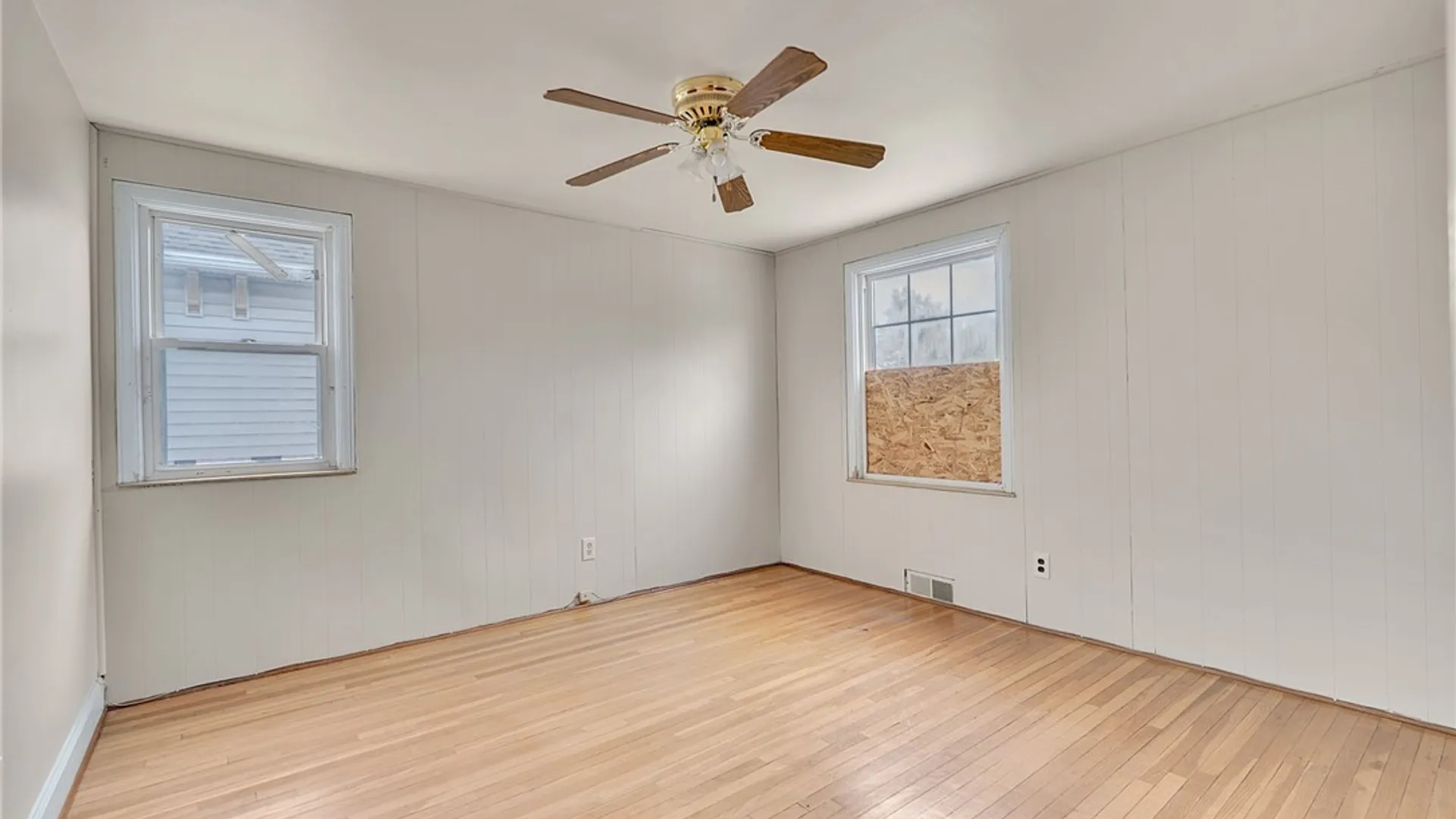 Property at 341 Fayette Avenue, Tonawanda, NY 14223 25