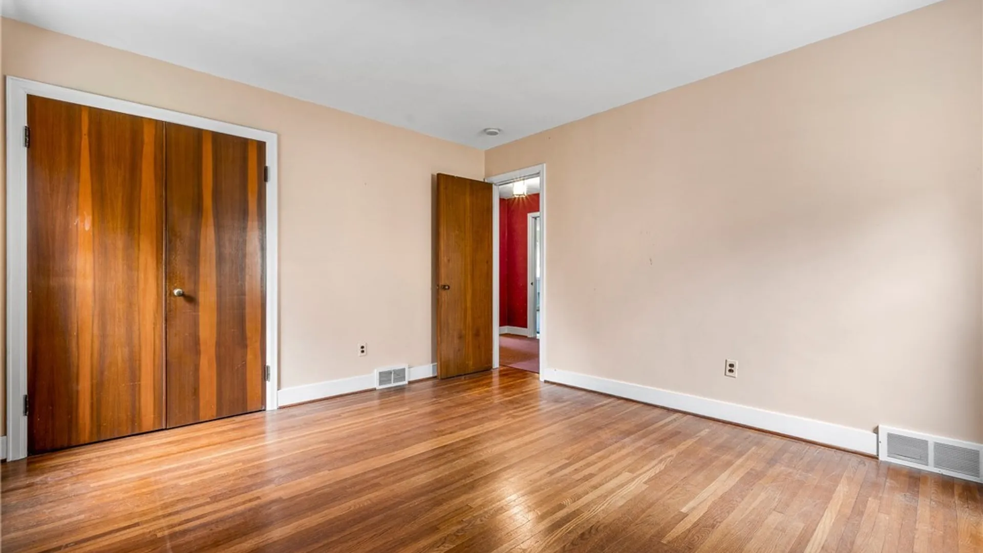 Property at 5176 Genesee Street, Lancaster, NY 14026 18