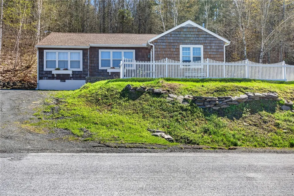 Property at 385 Cape Horn Road, Gilboa, NY 12167