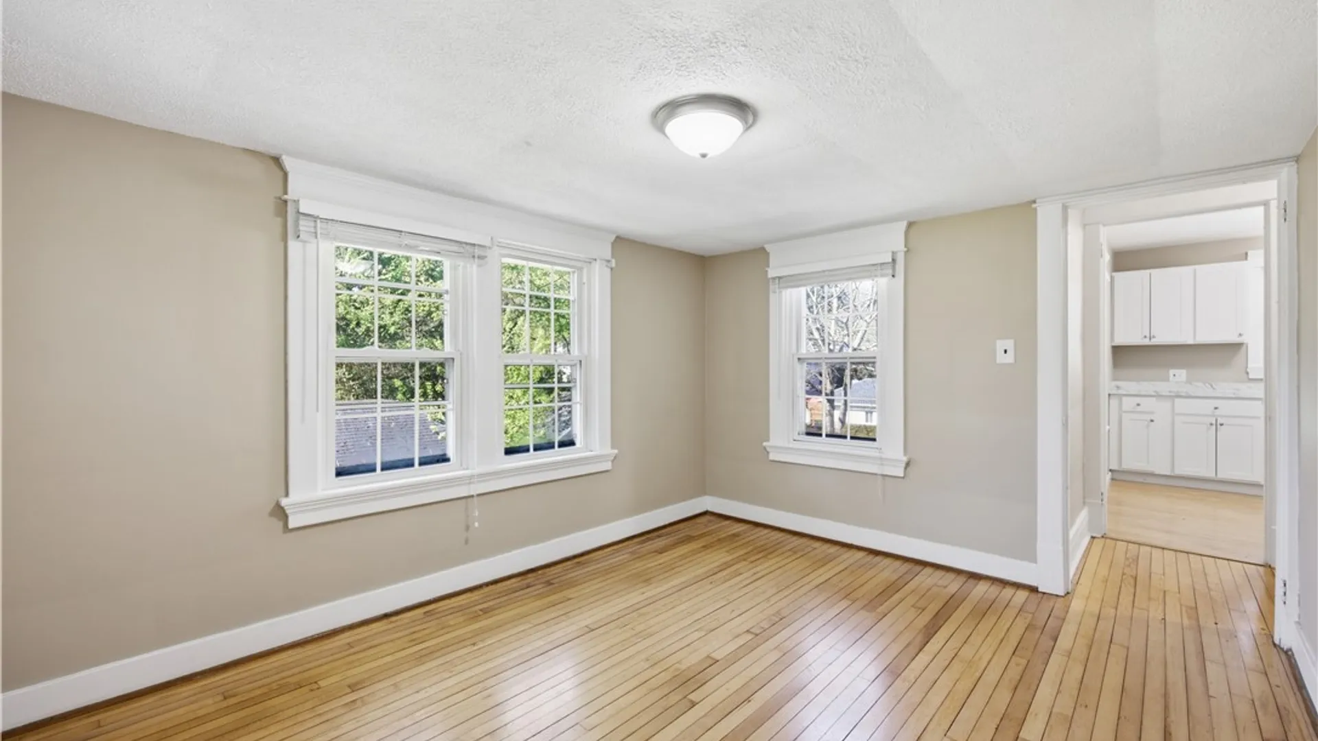 Property at 102 Prospect Avenue, Hamburg, NY 14075 12