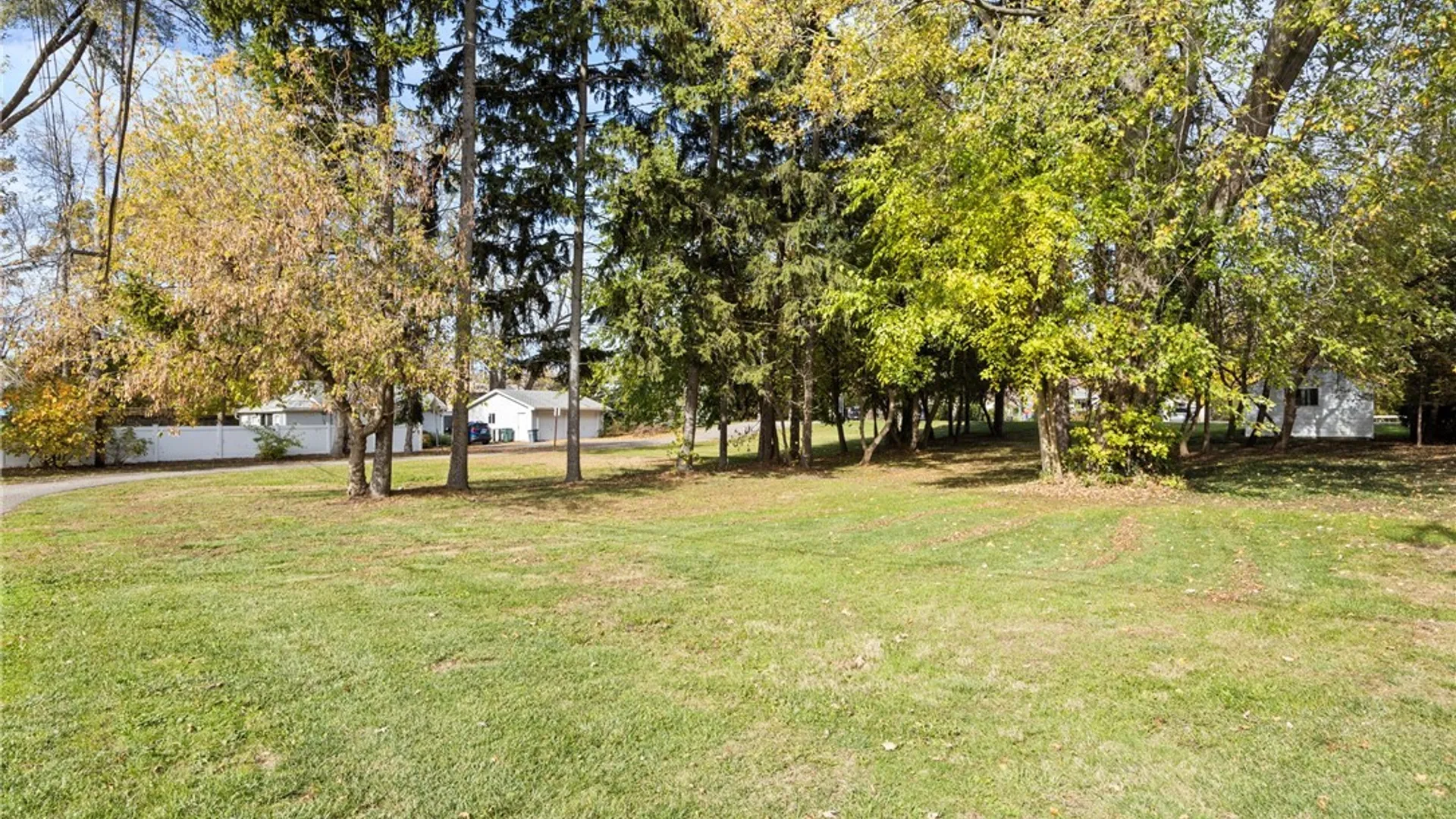 Property at 2204 River Road, Wheatfield, NY 14304 9
