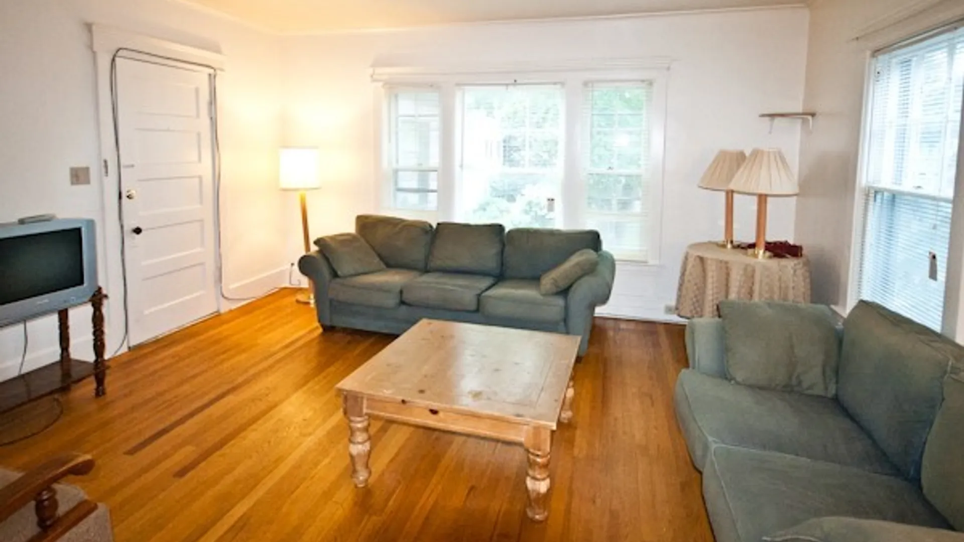 Property at 560 Clarendon Street, Syracuse, NY 13210 8