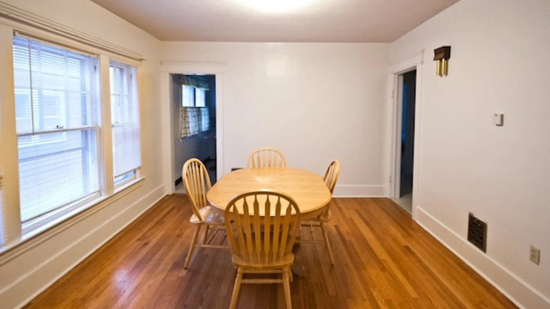 Property at 560 Clarendon Street, Syracuse, NY 13210 9