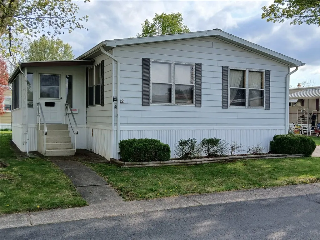 Property at 12 Seneca, Manchester, NY 14504
