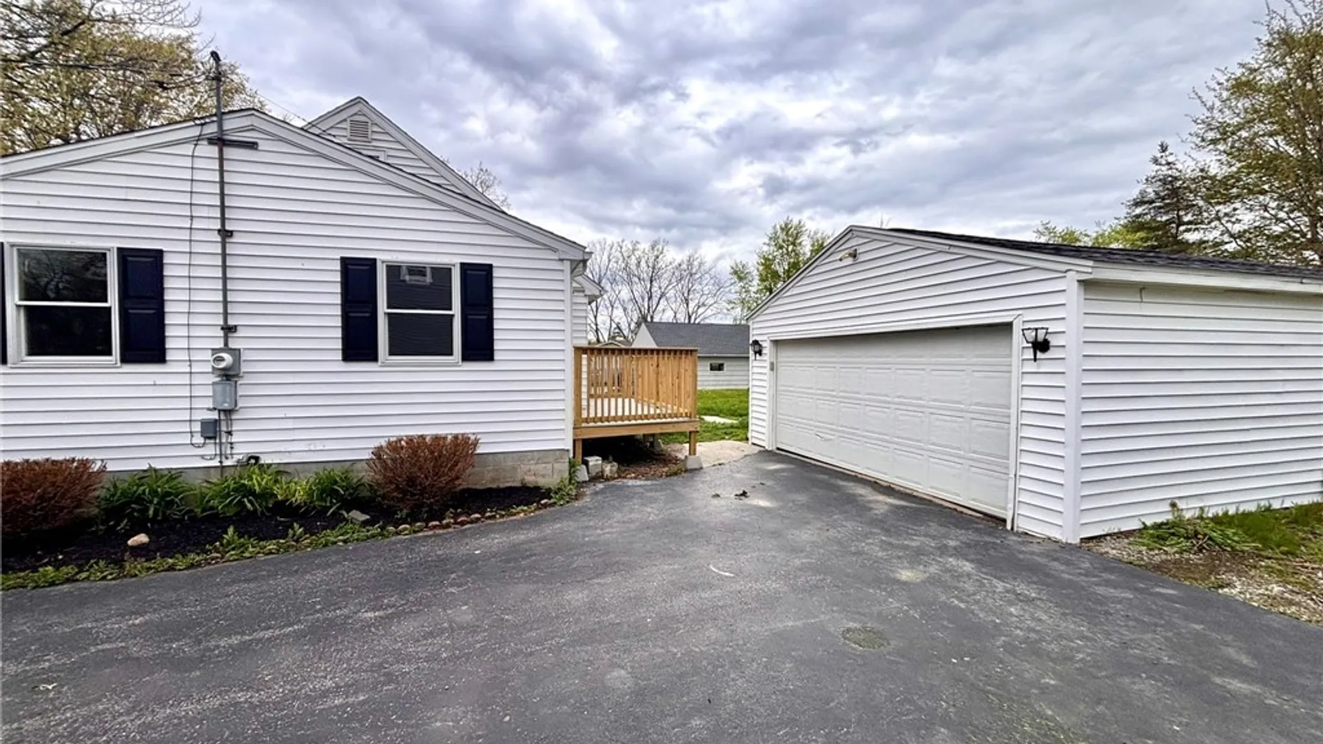 Property at 171 S Blossom Road, Elma, NY 14059 30