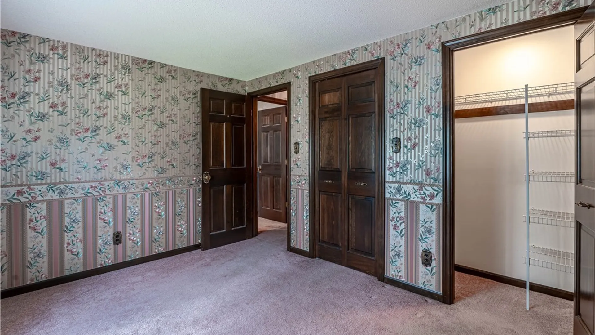 Property at 8010 Crestview Drive, Niagara, NY 14304 29