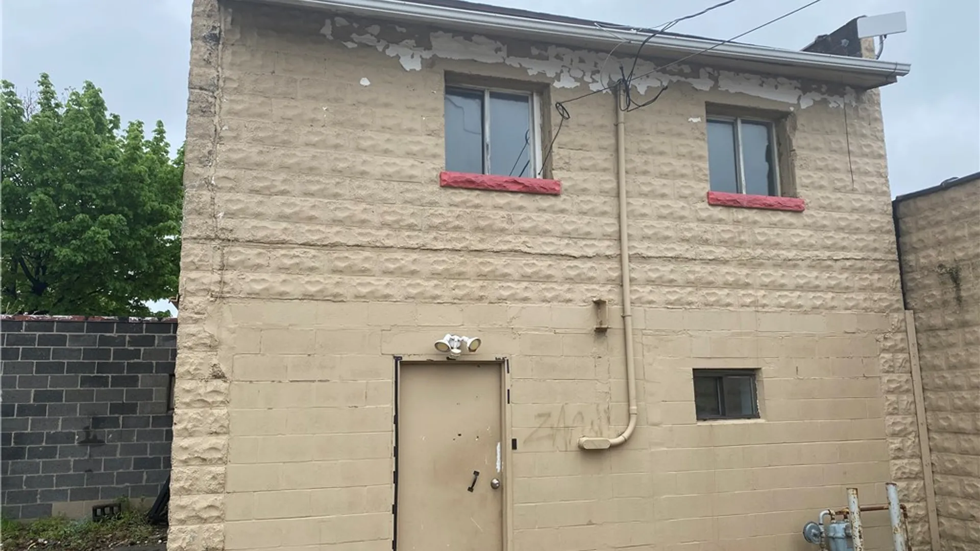 Property at 1472 N Clinton Avenue, Rochester, NY 14621 35