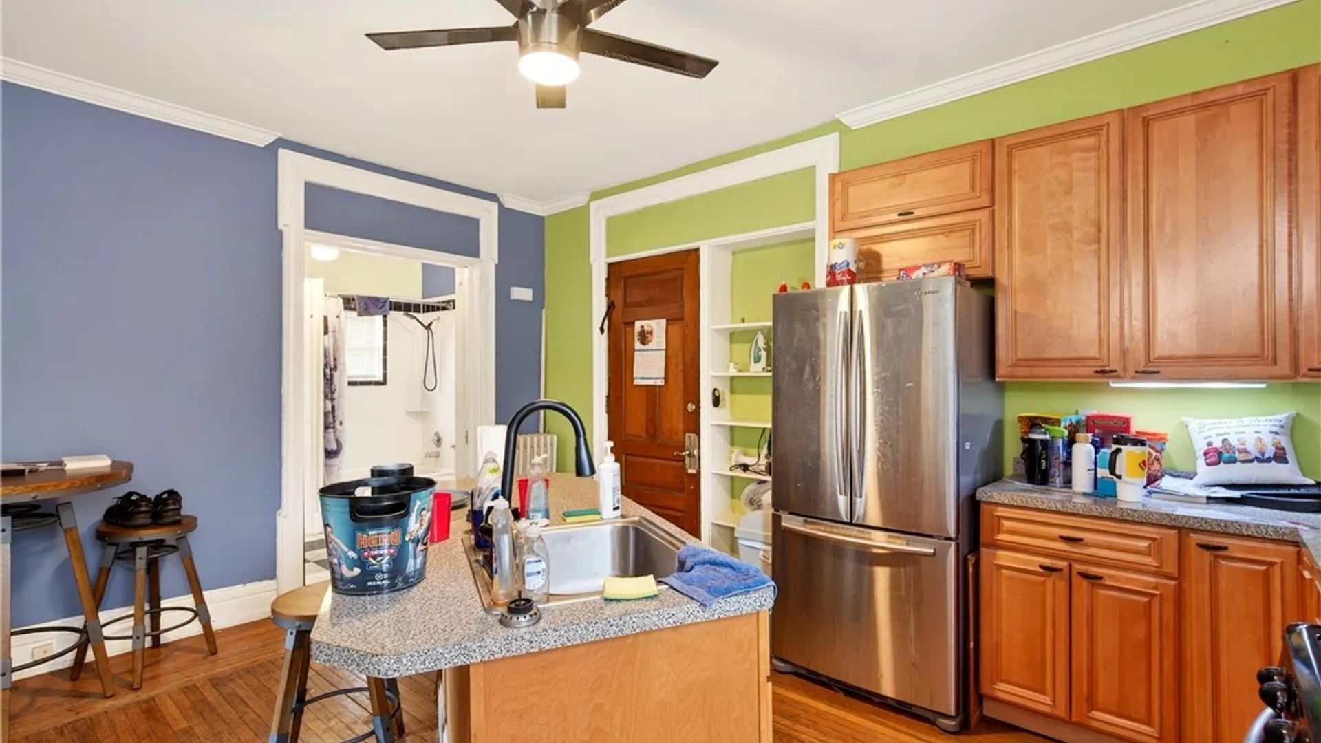 Property at 4 Saint Johns Place, Buffalo, NY 14201 18