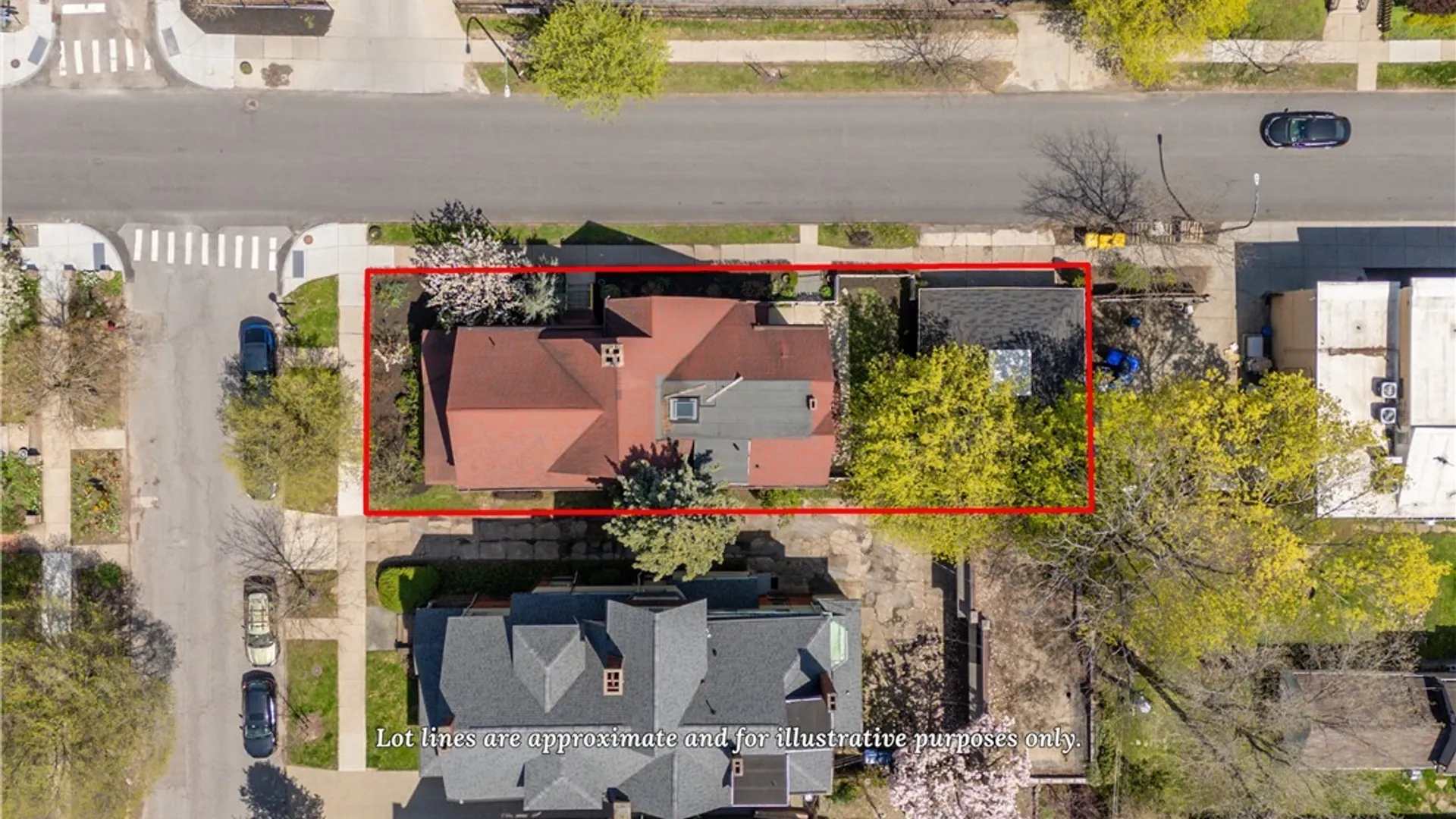 Property at 4 Saint Johns Place, Buffalo, NY 14201 5