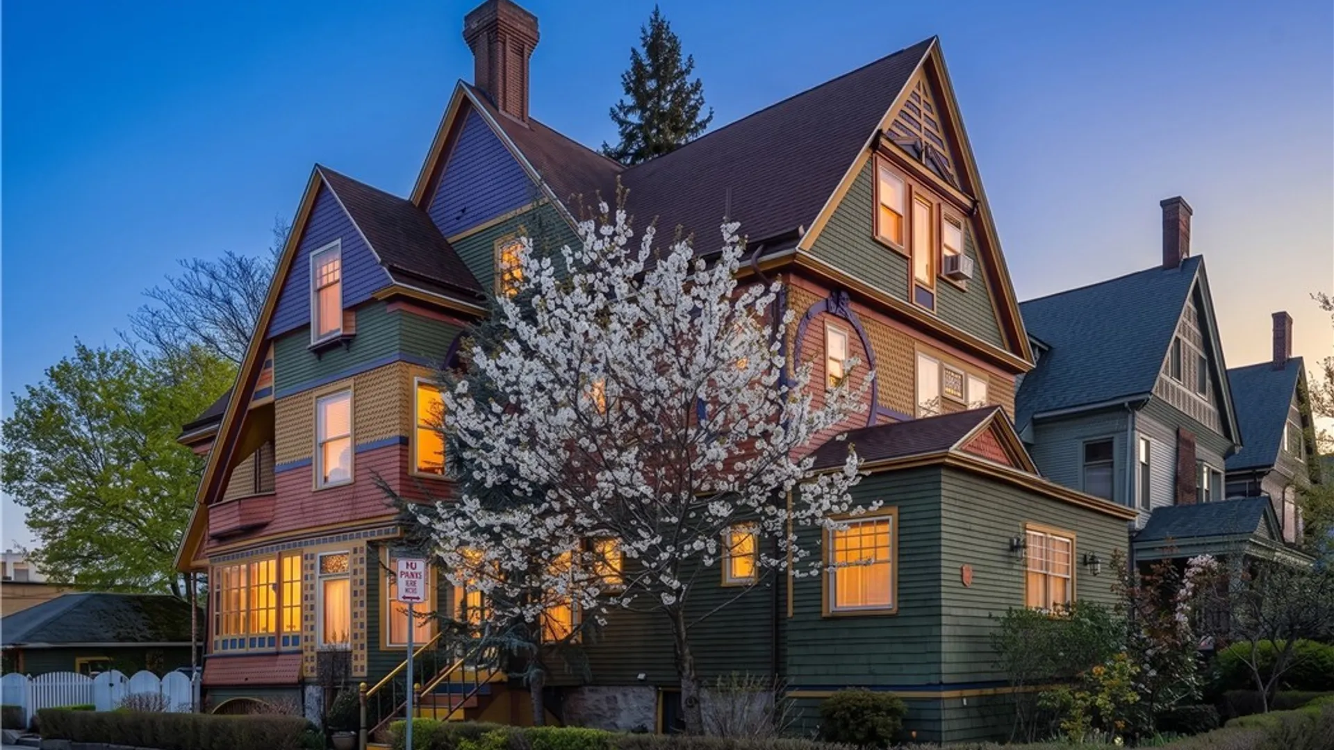 Property at 4 Saint Johns Place, Buffalo, NY 14201 48
