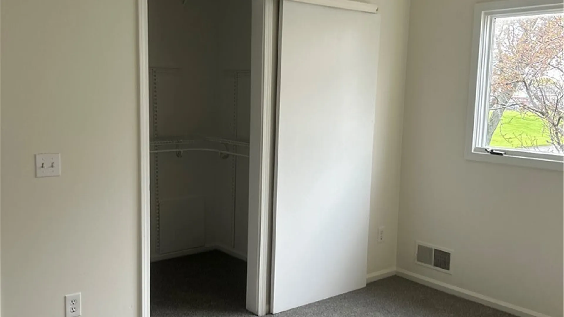 Property at 694 Broadway, Rochester, NY 14607 15