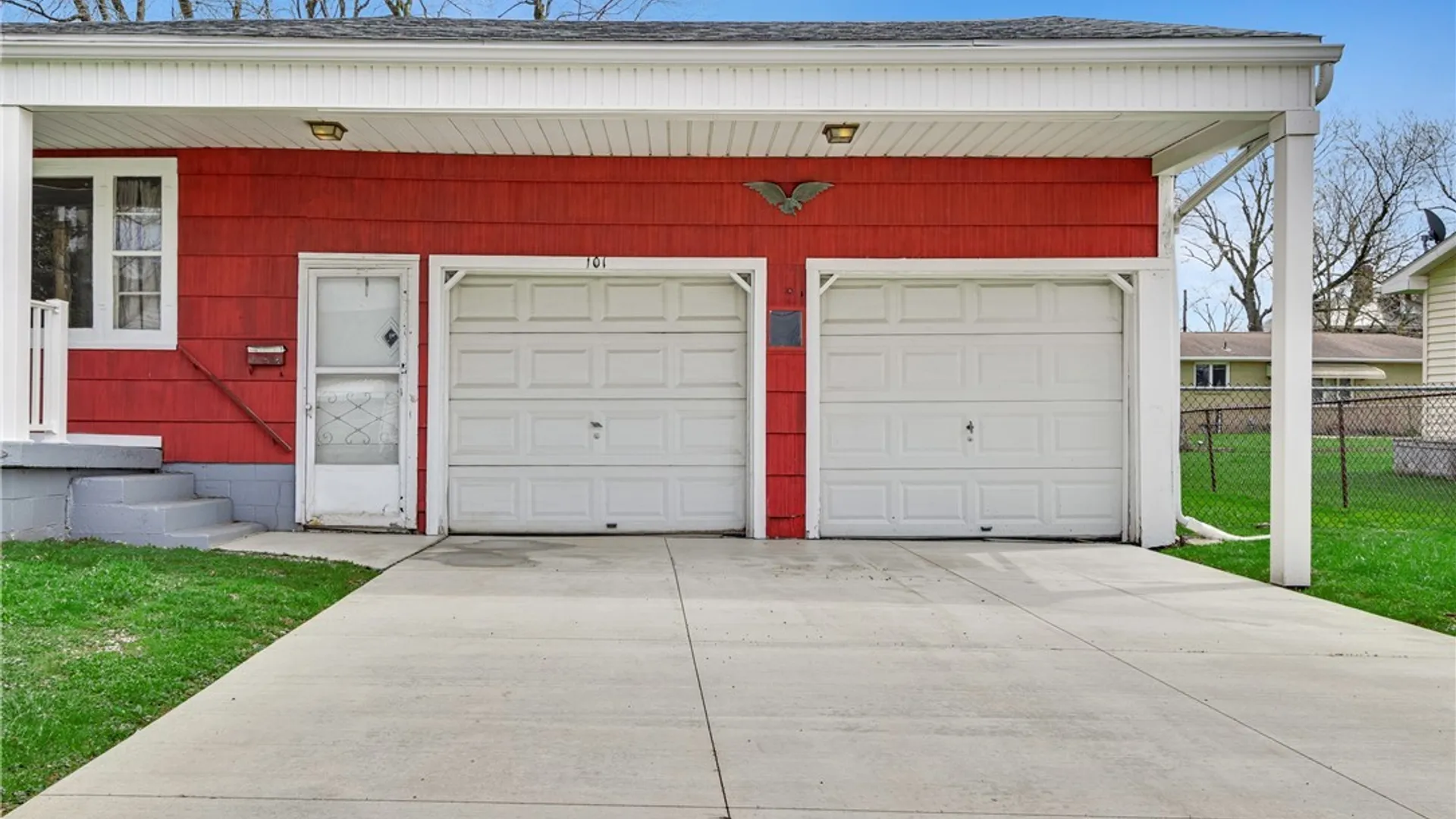 Property at 101 Kennedy Road, Cheektowaga, NY 14227 4
