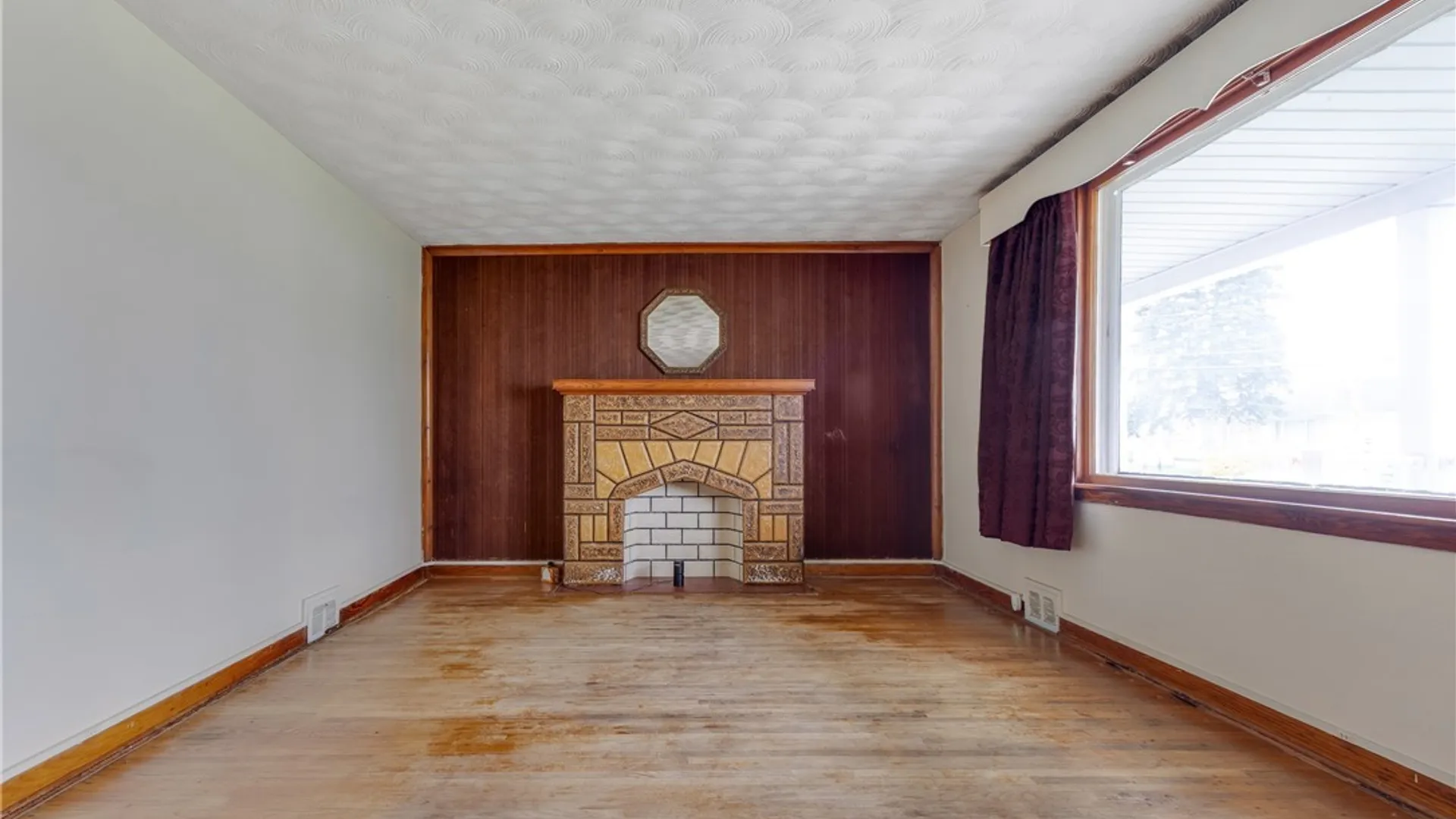 Property at 101 Kennedy Road, Cheektowaga, NY 14227 7