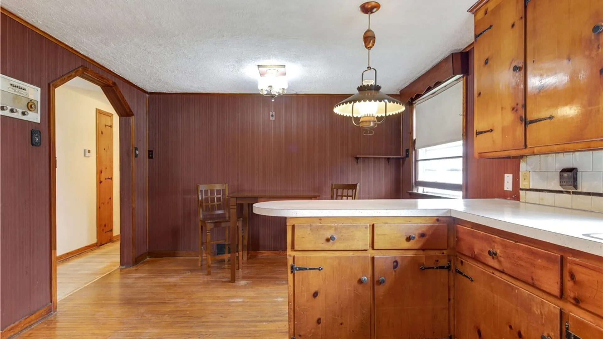 Property at 101 Kennedy Road, Cheektowaga, NY 14227 15