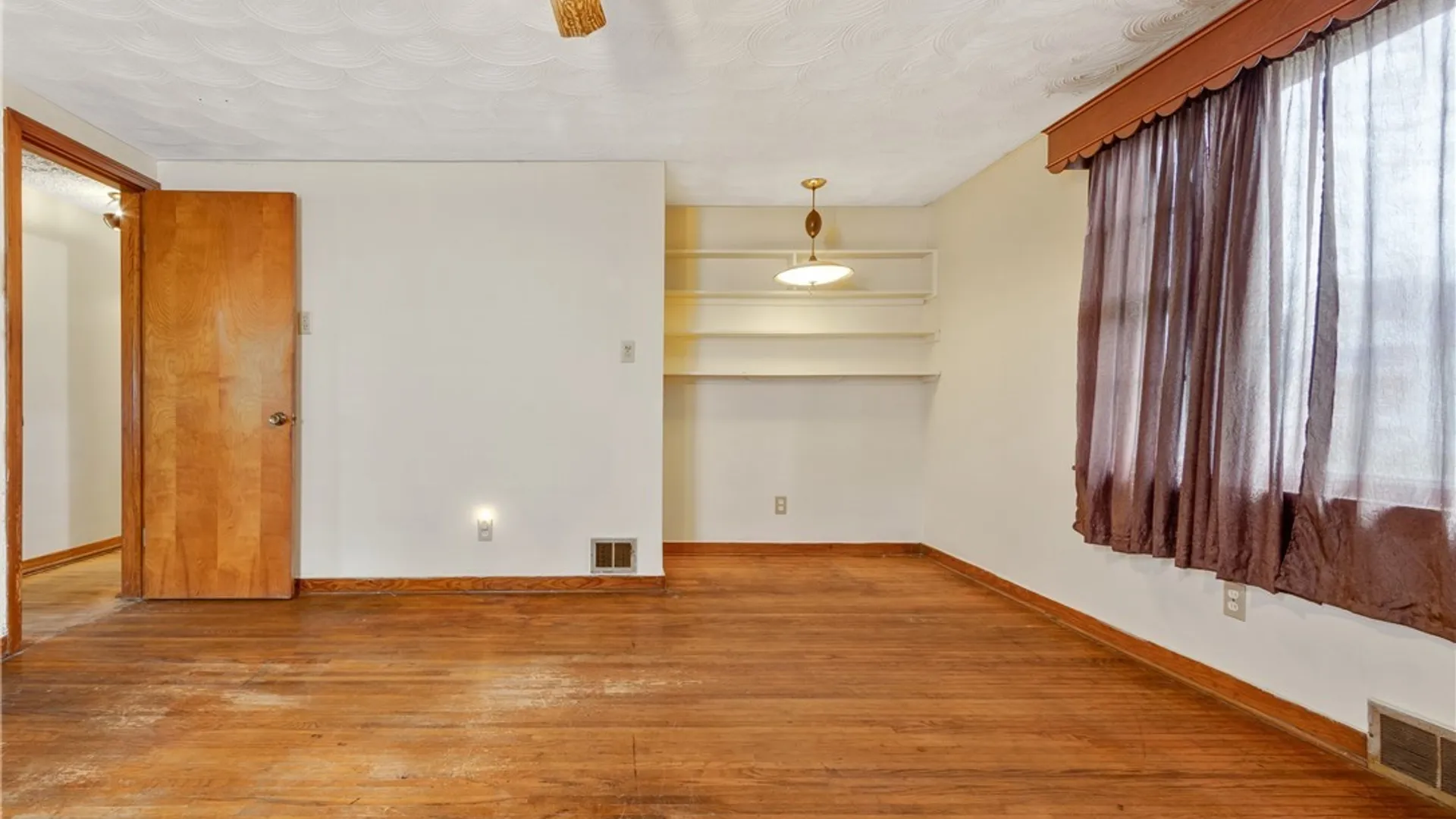 Property at 101 Kennedy Road, Cheektowaga, NY 14227 21