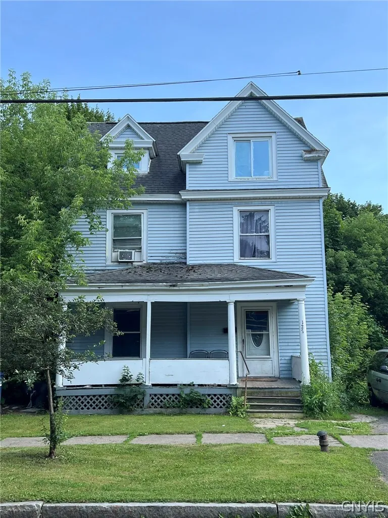 Property at 127 W Ostrander Avenue, Syracuse, NY 13205