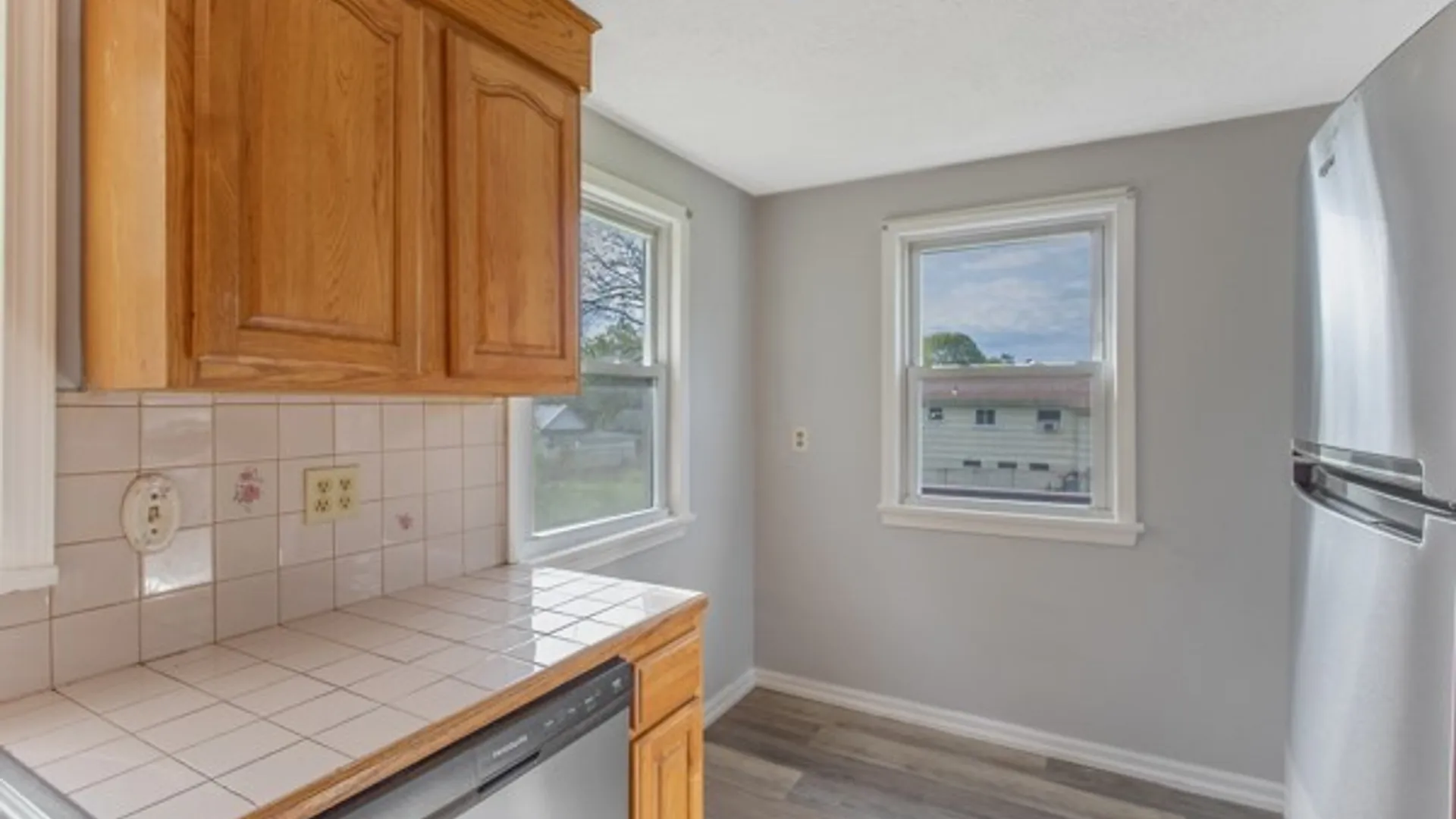 Property at 405 South Edwards Ave, Syracuse, NY 13206 13