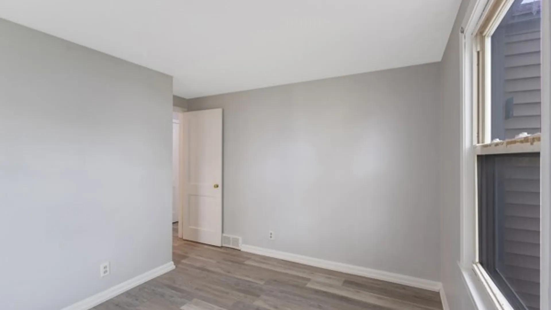 Property at 405 South Edwards Ave, Syracuse, NY 13206 16