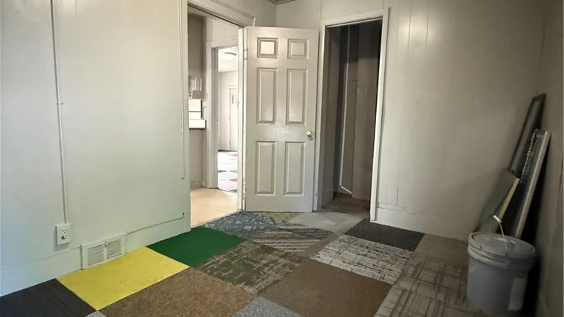 Property at 626 Jay St, Rochester, NY 14611 9