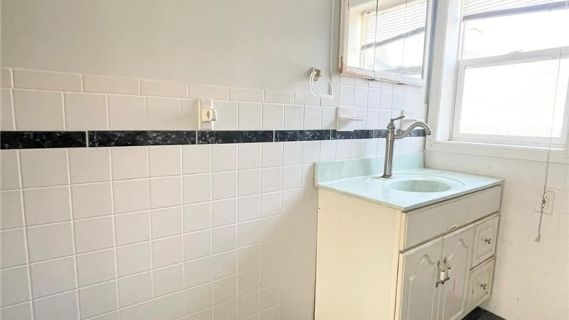 Property at 86 Prospect Avenue, Buffalo, NY 14201 15