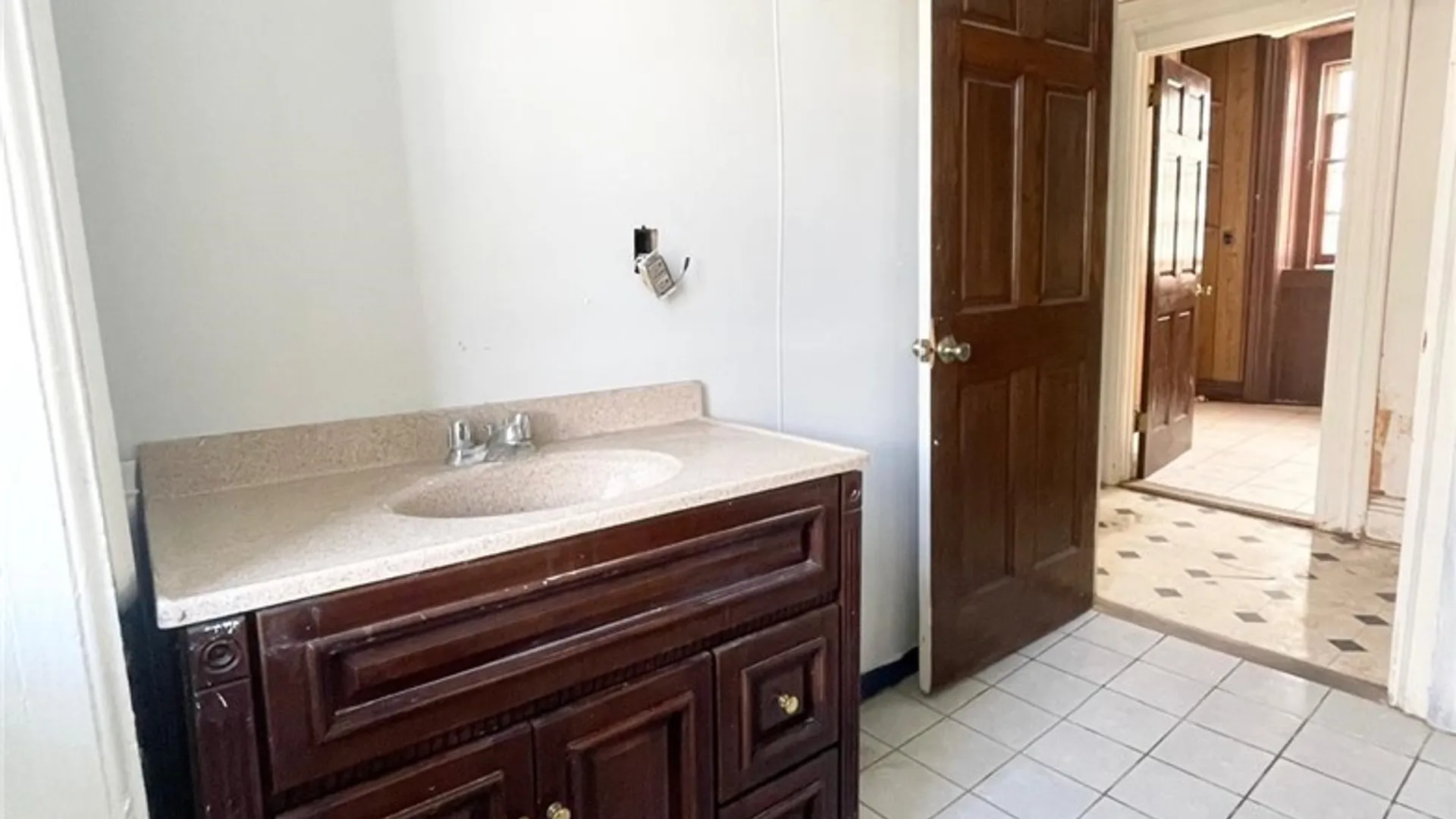 Property at 86 Prospect Avenue, Buffalo, NY 14201 16