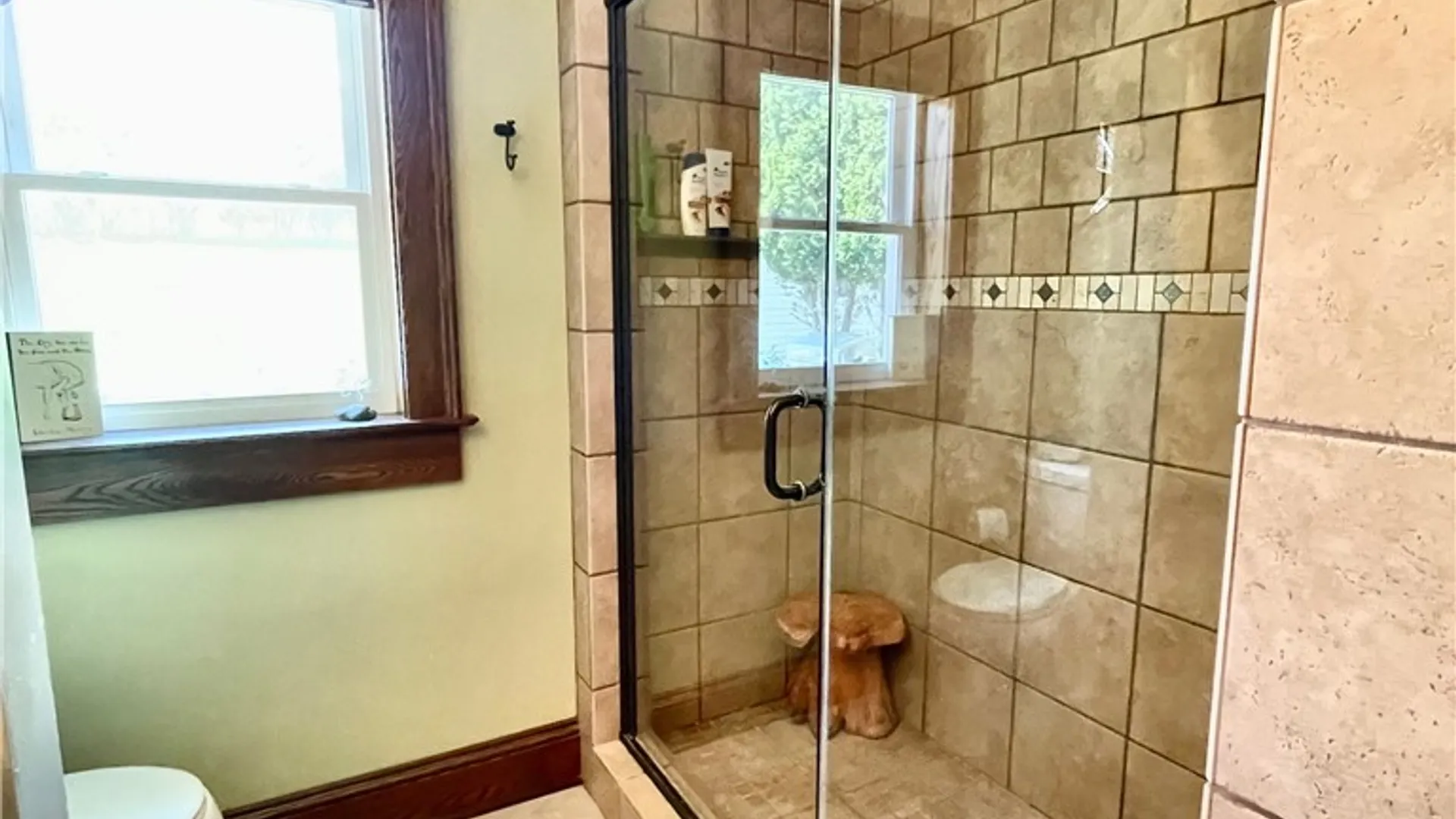 Property at 20 Bowen Street, Auburn, NY 13021 14