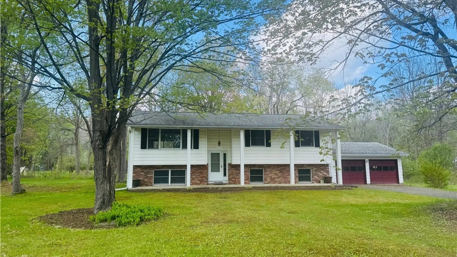 Property at 23 Chestnut Street, Big Flats, NY 14814 3