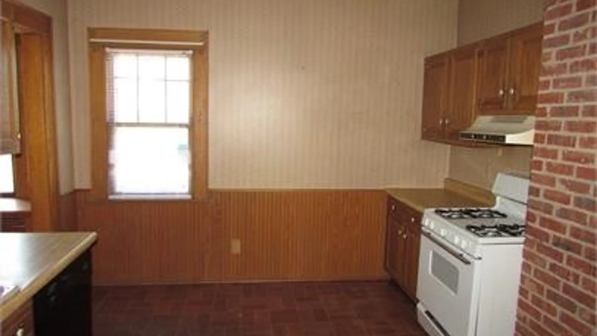 Property at 326 Park Street, Syracuse, NY 13203 10