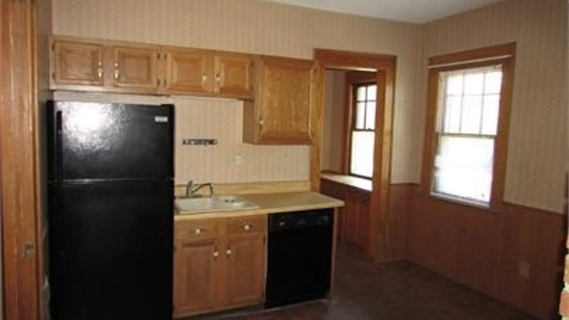 Property at 326 Park Street, Syracuse, NY 13203 8