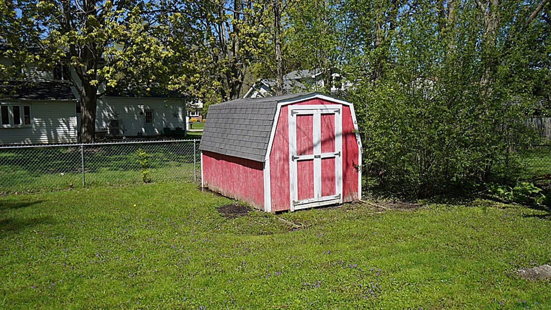 Property at 5790 Walden Drive, Hamburg, NY 14085 8