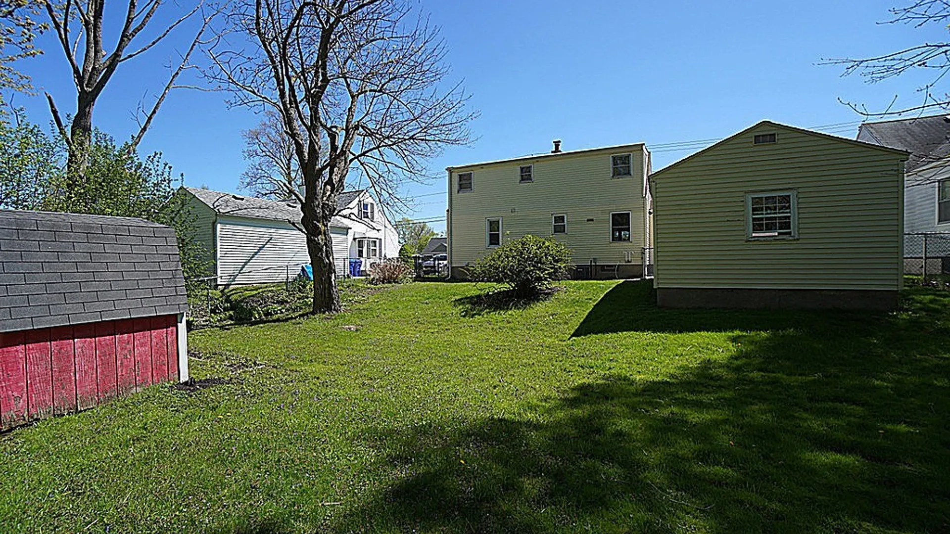 Property at 5790 Walden Drive, Hamburg, NY 14085 9