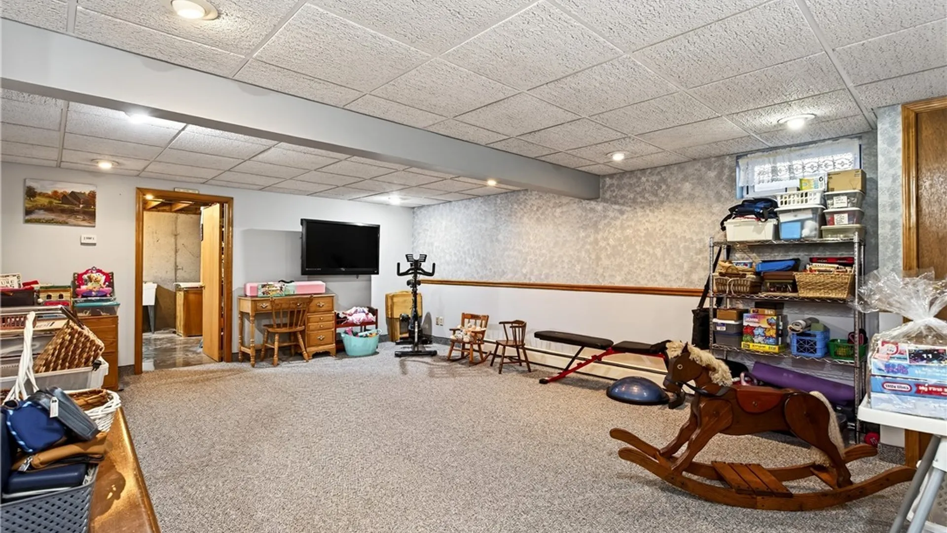 Property at 9 Ventura Circle, Pomfret, NY 14063 31
