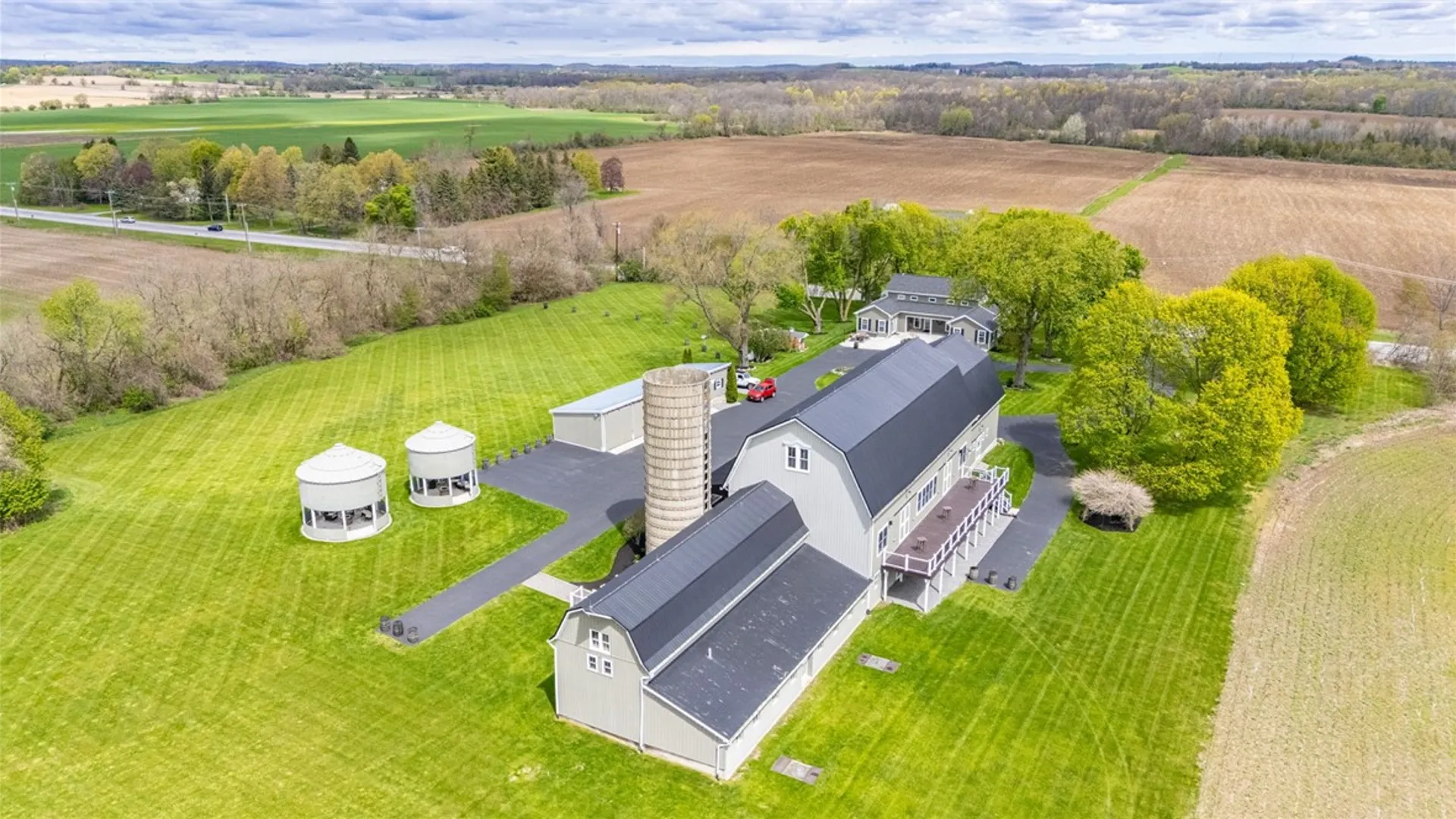 Property at 3956 Caledonia Avon Road, Caledonia, NY 14423 11