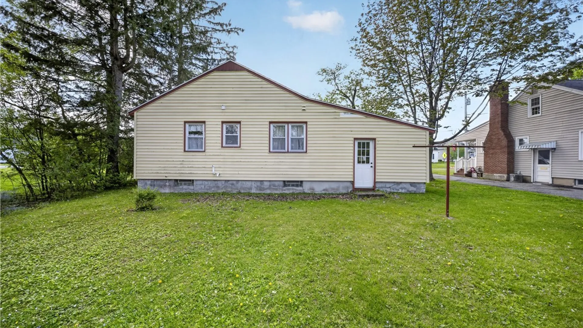 Property at 313 S Terry Road, Geddes, NY 13219 4